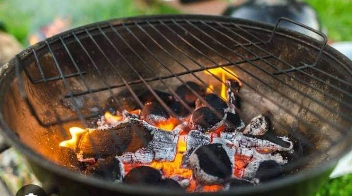 THREE BOYS DIED AFTER SLEEPING WITH BRAAI STAND