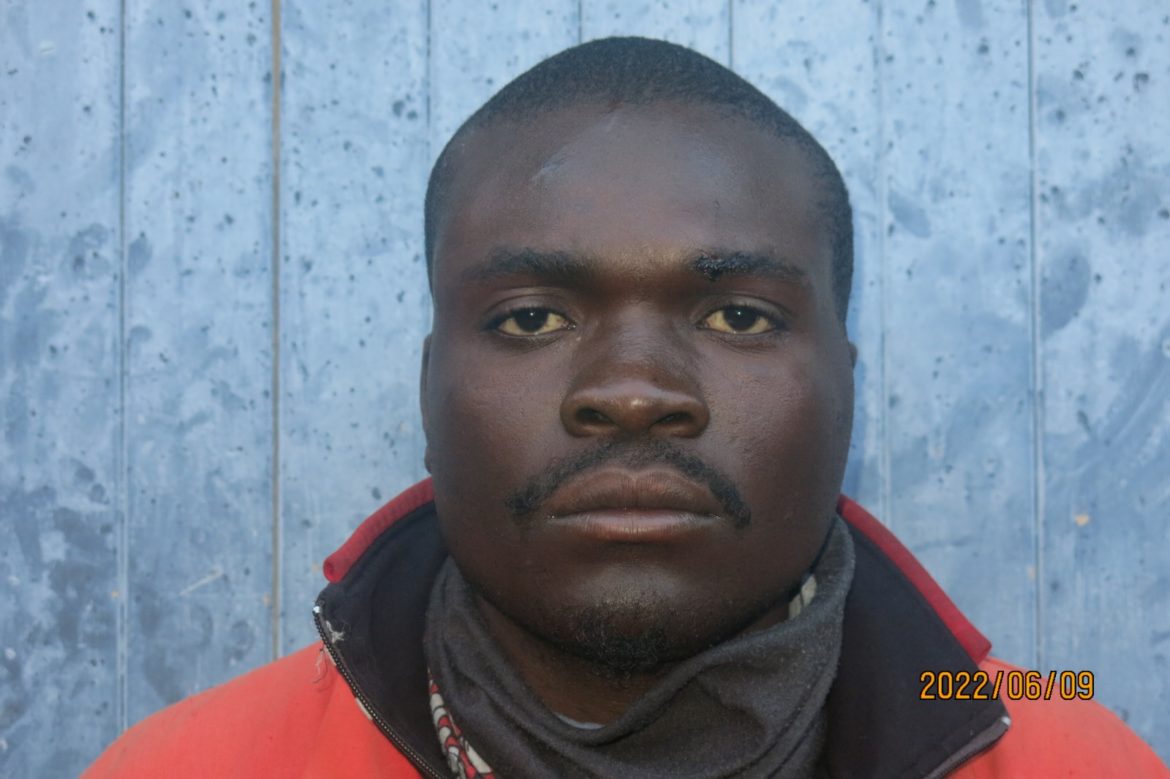 Lovemore, a dangerous criminal from Zim is wanted for more than 10 cases including murder. He also escaped from police vehicle