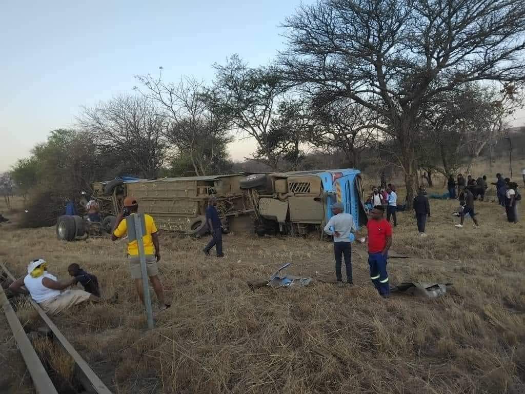 ZIMBABWE MOURNS DEATHS OF 15 PEOPLE WHO DIED IN SEPARATE BUS ACCIDENTS IN SOUTH AFRICA