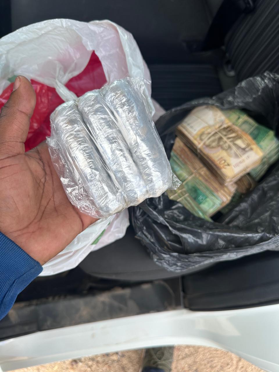 TWO THUGS FOUND WITH 28 BAGS OF NYAOEPE