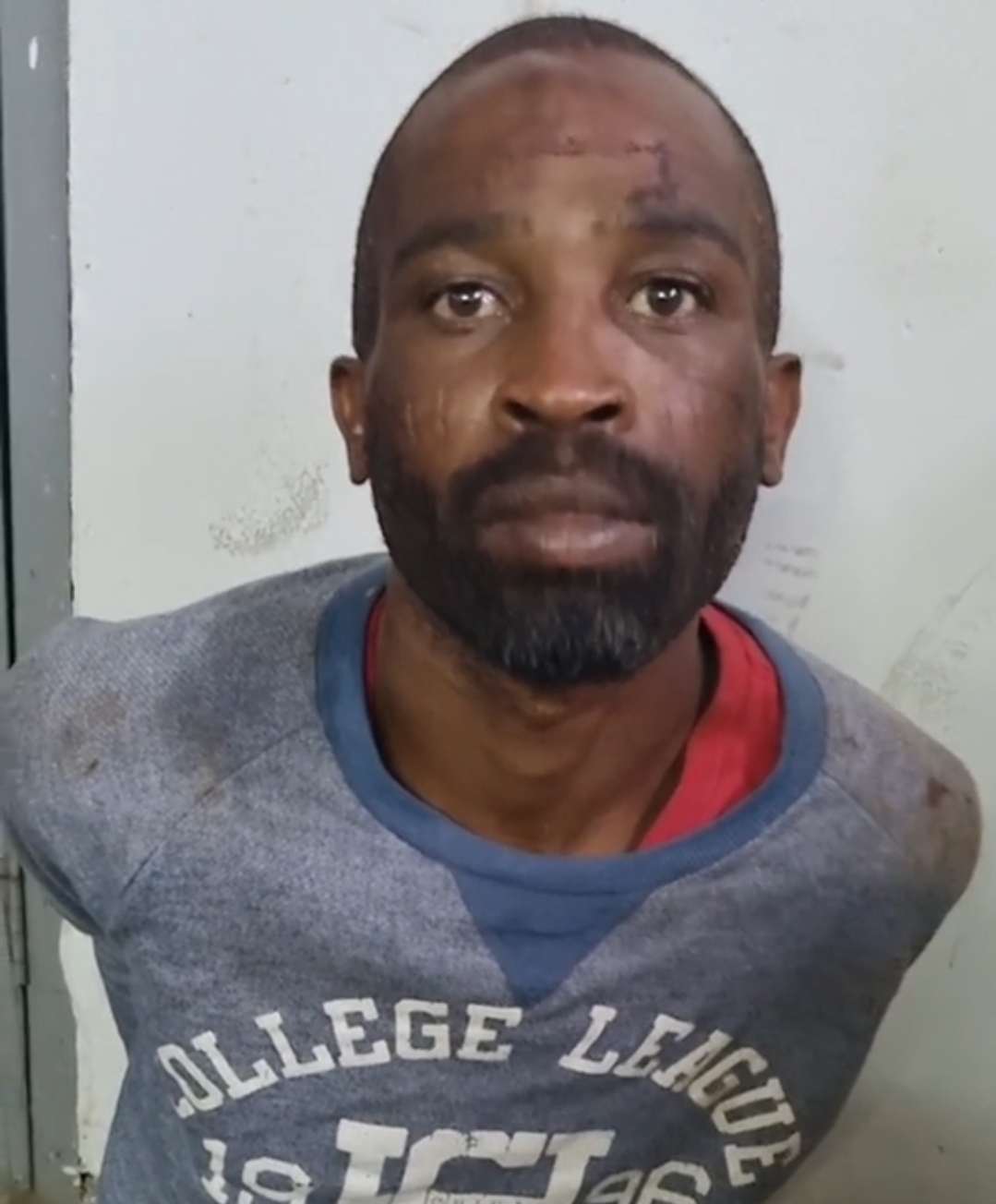 This shocking video shows Sibonelo, one of the dangerous hitmen in KZN, revealing the people he works with and how he has killed families recently.